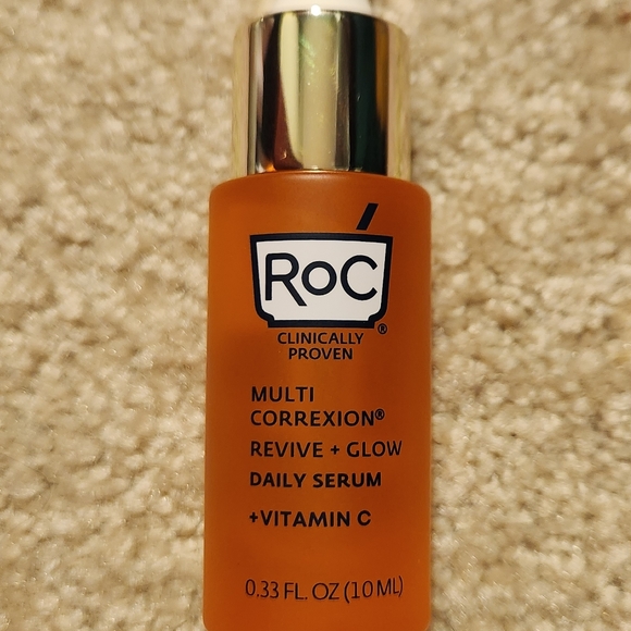 RoC MULTI CORREXION® Revive And Glow Daily Serum, .33oz/10ml - Picture 1 of 4